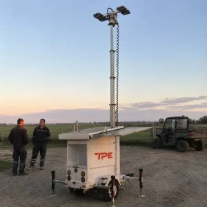 2 Panels 2*150W LED DC Powered Solar LED Lighting Tower All weather Operation for Construction & Events