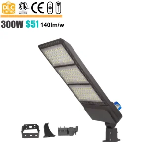 7 year warranty ETL dusk to dawn sensor 110v 277v 300watt 250w high lumen 170lm w led shoe box light USA parking lot pole light