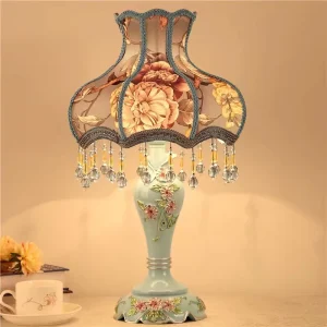 China Lamp Manufacturer Wedding Decoration Girl Bedroom LampShade Bedside Table Lamp Luxury Beauty Lamp