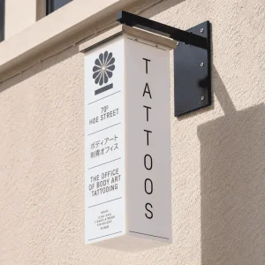 Custom LED Light Box Sign Wall Mounted Acrylic Illuminated Logo Signage for Storefront Shop and Restaurant