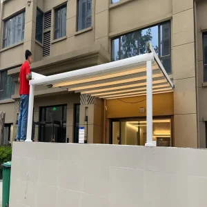 Customized Outdoor Balcony Awning Waterproof Rainproof Metal Aluminum Folding PVC Patio Retractable Roof SunShade
