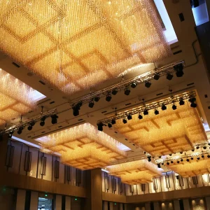 Customized Square Villa Hotel Lobby Pendant Light Metal Art Glass Chandelier