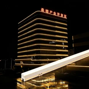 Energy Saving LED Linear Facade Light RGBW for Building Exterior Lighting Solutions