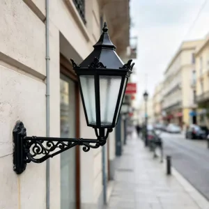 European Style Solar LED IP65 Aluminum Premium Energy Saving Waterproof Garden Street Light