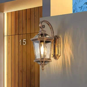 Factory Classic European Antique Bronze Finish Aluminum Outdoor Wall Sconce IP65 Waterproof for Villa Porch Courtyard