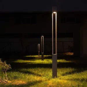 Garden Customized 3000K Post Light Outdoor Waterproof Vintage Pole Lights for Yard Street Courtyard Lighting Design