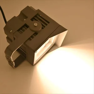 IP66 Waterproof Square LED Flood Light with Visor Anti Glare Architectural Lighting Projector for Building Facade Wall Wash