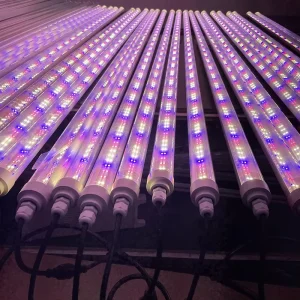 LED Plant Grow Light for Leafy Greens and Vegetables in Vertical Cultivation Towers