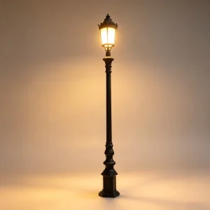 Manufacturer European Antique IP65 Electric Outdoor Garden Street Lamp Villa Wrought Iron LED Street Lamp Post Garden Lamp Post