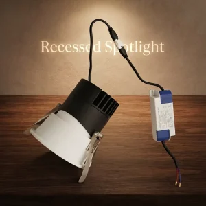 Minimalist Tiltable Recessed Downlight Pure Light Pattern 5 Year Warranty Hotel Restaurant LED Ceiling Spotlight