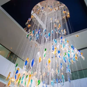 Modern Leaf Shape Chandelier Custom Lighting Decorative Leaf Glass Pendant Light for Shopping Mall Villas
