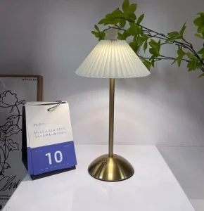 Modern Luxury LED Metal Table Lamp Touch Control Battery Rechargeable Cordless Night Light Dimmable Round Shade for Restaurants