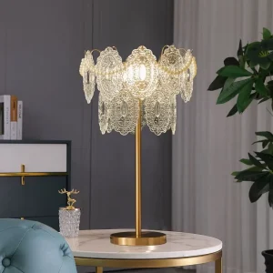 Modern Luxury Table Lamp for Bedside Lighting Personality Bedroom Decoration Table Lamp with Glass and Pearl Shade