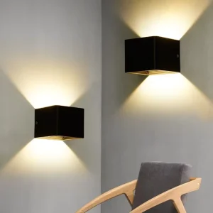 Modern Style Bedroom Living Room Decoration Up and Down 5w LED Wall Lamp Bedside Lighting Fixture Wall Light