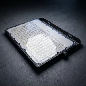 New Remote Control SMD2835 LED Outdoor Stadium Lighting Solar Powered Floodlight