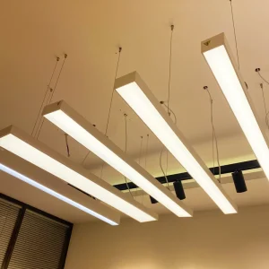 OEM Office Hotel Shop Linear Led Lighting System Ugr 19 Anti Glare 3000K 4000K 5000K 1200mm Plastic Batten Linear Light