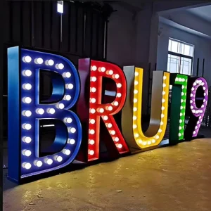 Outdoor Large LED Light Emitting Lighting Acrylic Advertising Signs From the Manufacturer Wedding Decoration