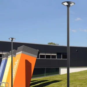 Outdoor Solar Street Light High Brightness Outdoor Garden Lighting for Villa Courtyard Landscape Avenue