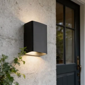 Personalized Outdoor Waterproof Aluminum LED Wall Light for Hotel Entrance Garden Use Modern Design Adjustable Up Down Lighting