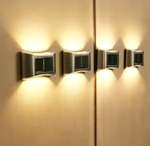 Stainless Steel IP65 Waterproof Up and Down Solar Wall Light Solar Fence Light Wall Wash Light for Exterior Garden Wall Decorate