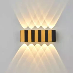 Waterproof Aluminum Polycarbonate LED Wall Light for Street Use Modern Exterior Outdoor Sconce 3000K Warm