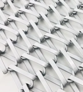 White Powder Coated Stainless Steel Wire Chain Link Decorative Mesh Interlocking Flat Strip Coil Metal Curtain